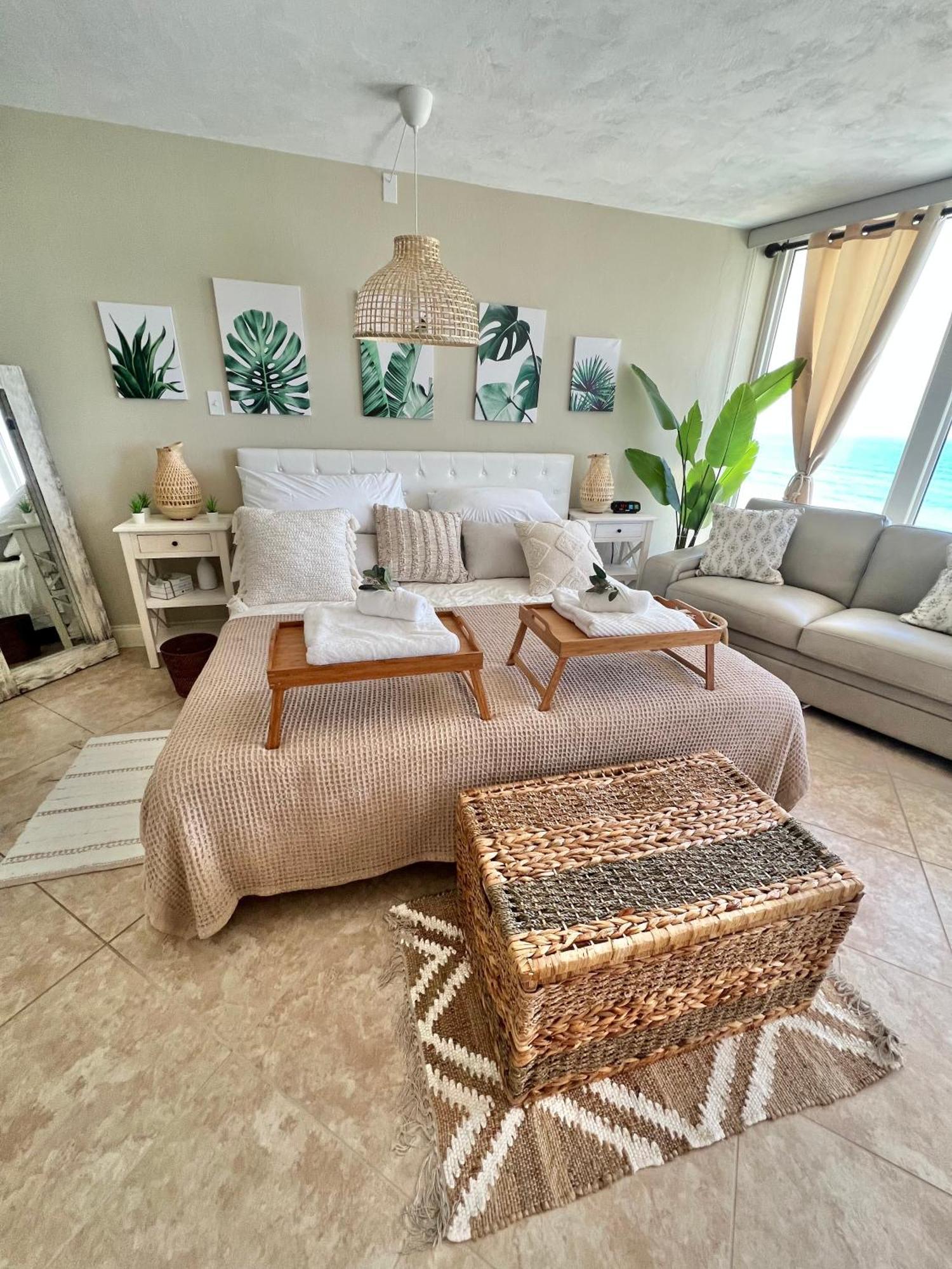 Beach Oasis 704 Lovely Daytona Ocean Front For 5 Sleeps Up To 12 代托纳海滩 外观 照片