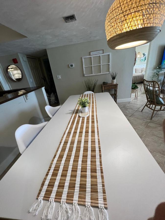Beach Oasis 704 Lovely Daytona Ocean Front For 5 Sleeps Up To 12 代托纳海滩 外观 照片