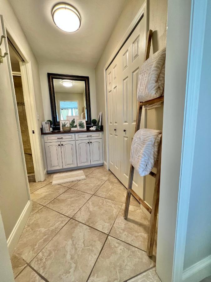 Beach Oasis 704 Lovely Daytona Ocean Front For 5 Sleeps Up To 12 代托纳海滩 外观 照片